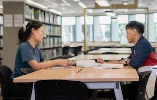 خارطة الطريق الجامعية: كيف تغيرت معايير اختيار التعليم العالي في عصر التحول الرقمي والأزمات الاقتصادية؟