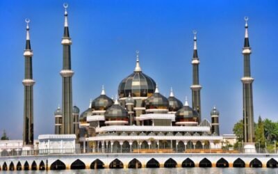 ماليزيا.. وجهة التعليم المثالية للطالب العربي